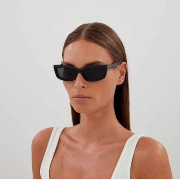 BRAND NEW Saint Laurent SL658 001 Black Rectangle Unisex Sunglasses